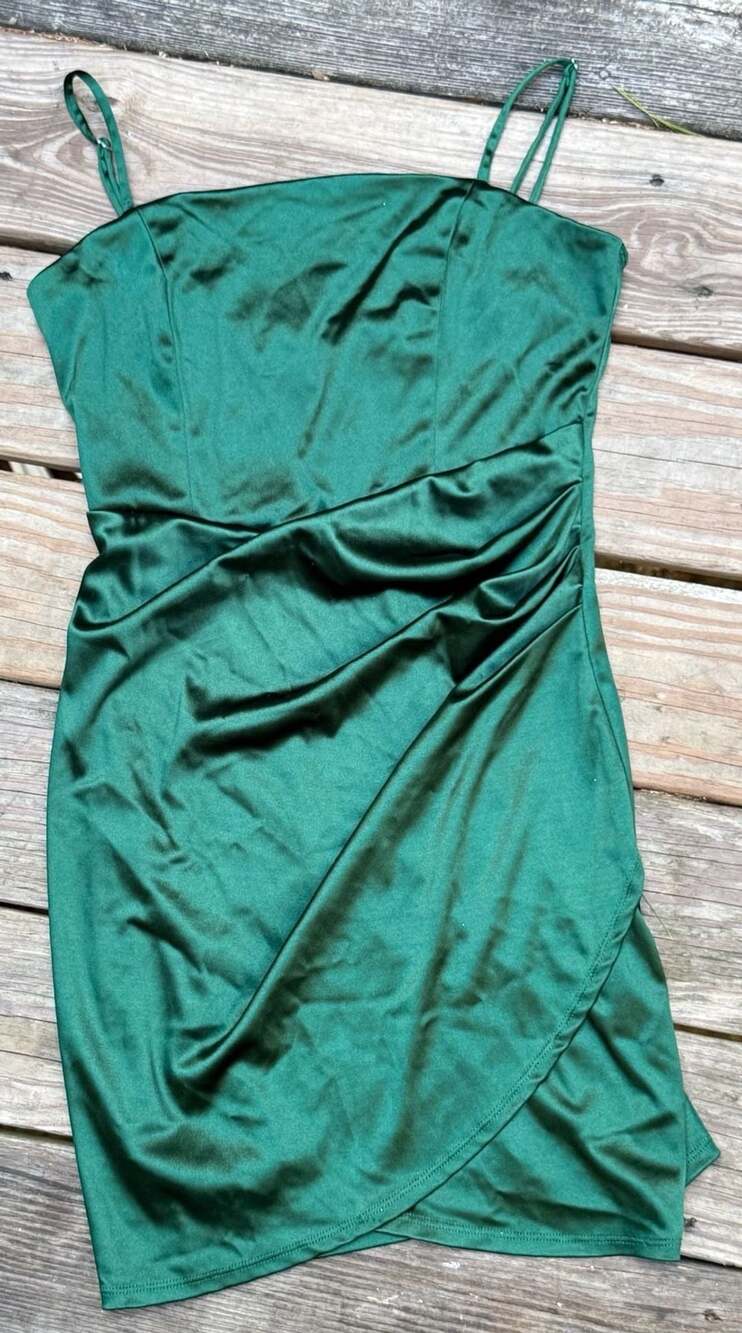 Emerald Sundae Satin Mini Dress Size L Green Ruched Bodycon